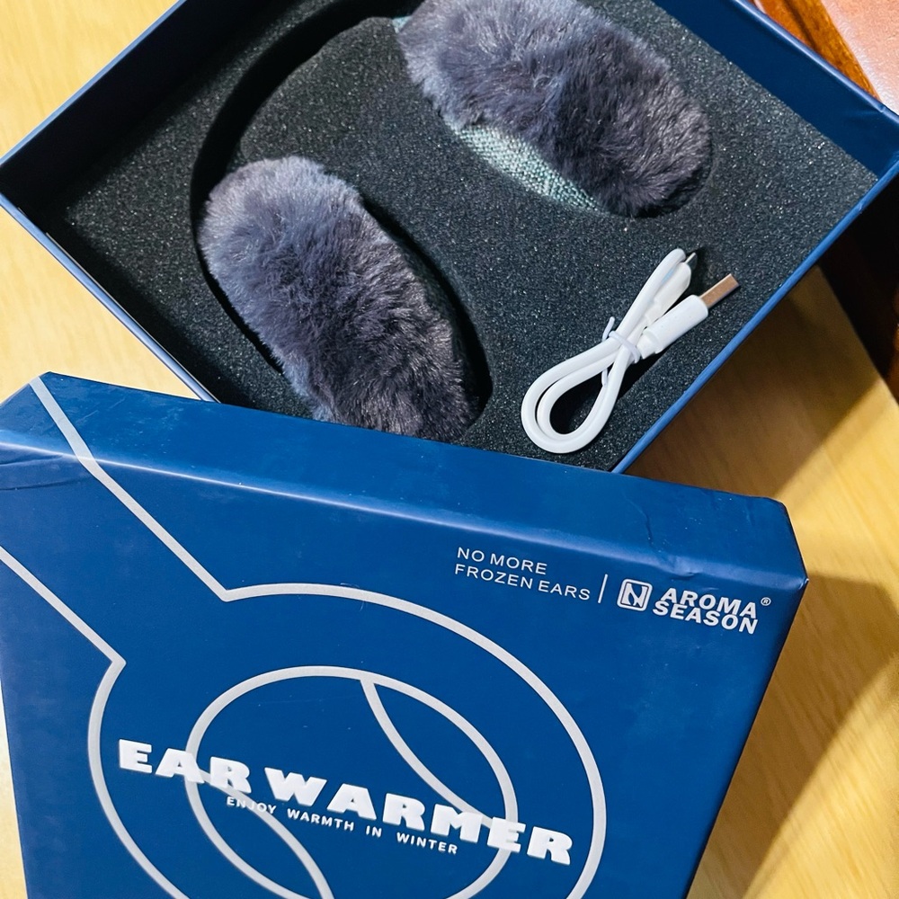 Earmuffs Warmer - Gray and blue, charger included